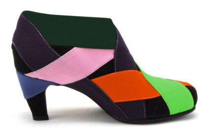 Kolor na stopach: United Nude