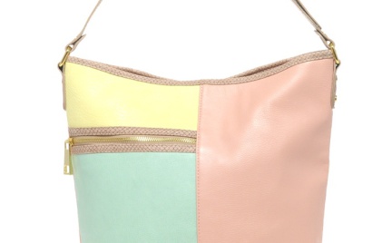 Najmodnieszy zestaw kolorów: pastelowa torebka Asos