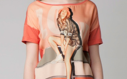 T-shirty z nadrukami Bershka