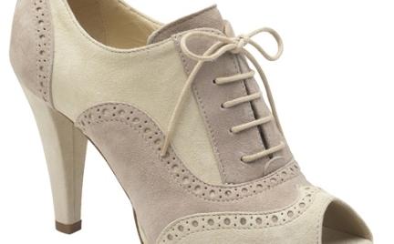 Zamsz amp; peep toe - buty Bata