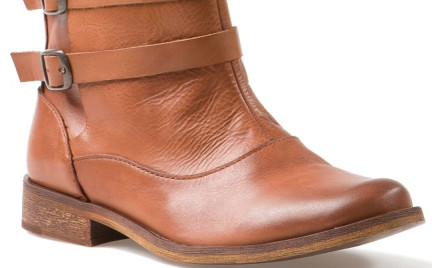 W motocyklowym stylu: buty Pull Bear